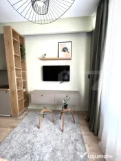 Apartamnt cu o camera, 21 mp, complet renovat, zona Calea F 