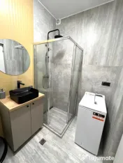 Apartamnt cu o camera, 21 mp, complet renovat, zona Calea F 