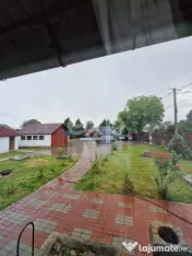 Casă cu piscină de vânzare – Răzvad, Dâmbovița