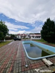 Casă cu piscină de vânzare – Răzvad, Dâmbovița