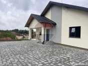 Casă nouă langă Brașov, curte însorită și vedere p... 