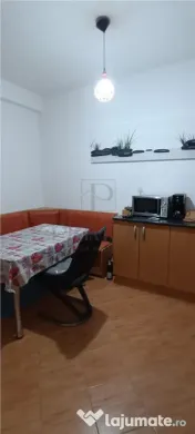ARADULUI - LIFT - 4 CAMERE - 2 BAI - DECOMANDAT - CENTRALA - 
