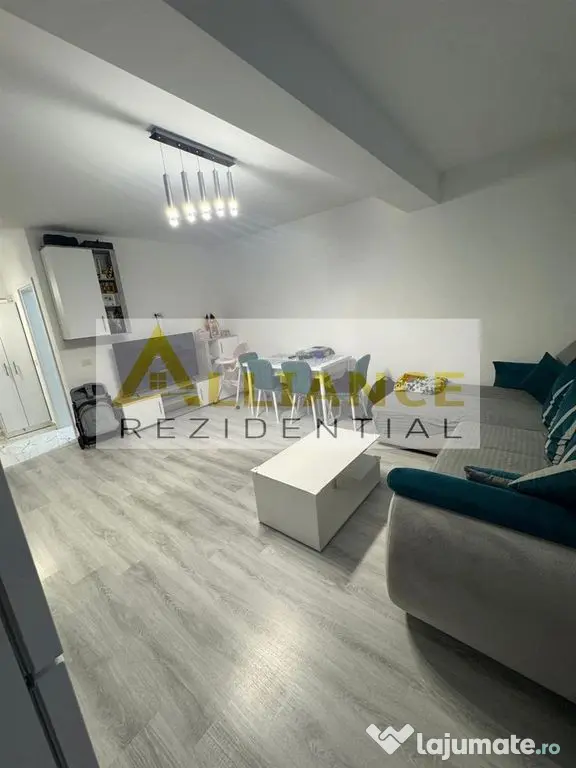 APARTAMENT 3 CAMERE DE VANZARE - COMPLEX PALM RESIDENCE