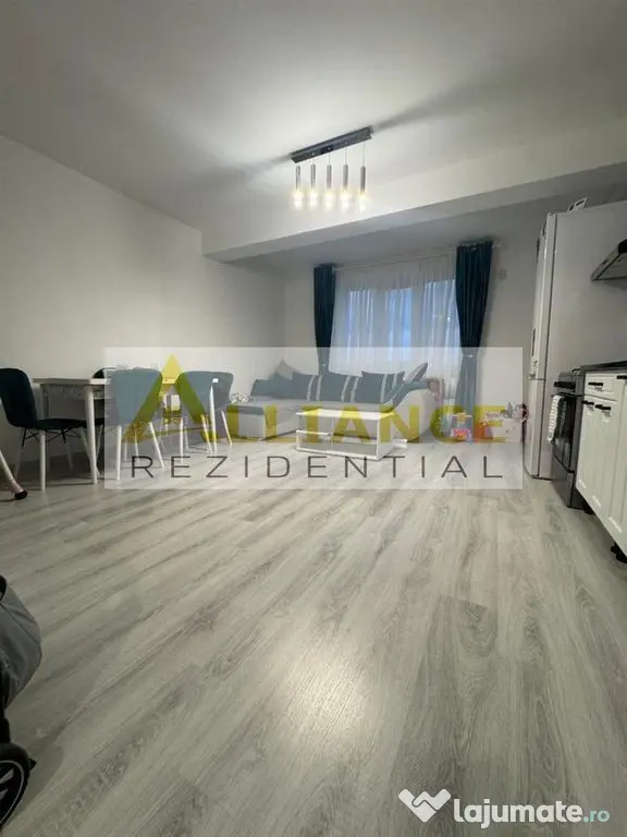 APARTAMENT 3 CAMERE DE VANZARE - COMPLEX PALM RESIDENCE