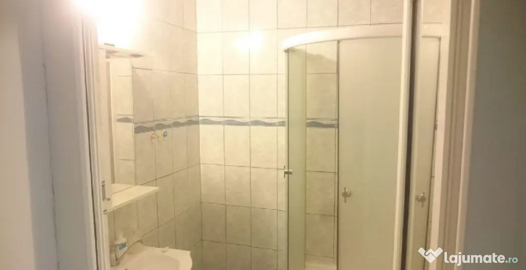 Apartament 2 camere confort 1 zona Garii, etaj 4 cu pod.