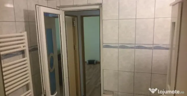 Apartament 2 camere confort 1 zona Garii, etaj 4 cu pod.