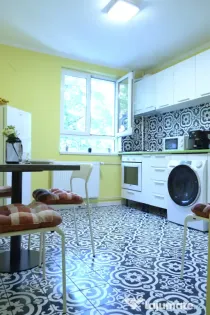 Inchiriez apartament 2 camere Moderne Drumul Taberei 4 min. Metrou Valea Ialomiței Etaj 2/4