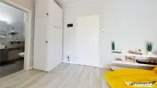 Studio modern, decomandat, etaj 2, mobilat, echipat, terasa, 