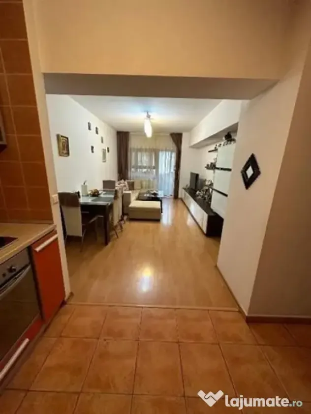 De inchiriat apartament cu 2 camere Complex Privilege, et...