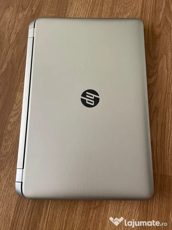 Laptop HP Slim Display 17,3 Led,5gb ram m.