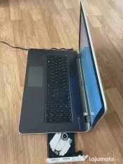 Laptop HP Slim Display 17,3 Led,5gb ram m. 