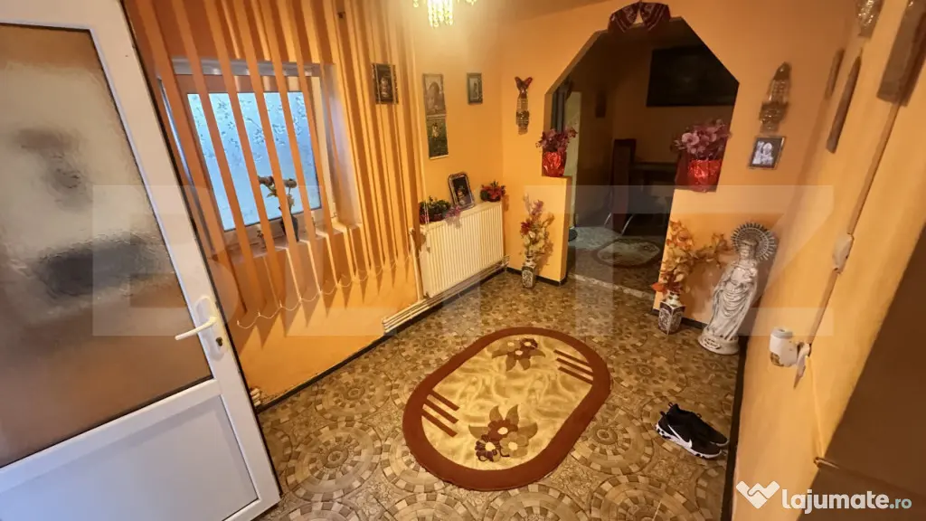 EXCLUSIVITATE ! Casă ultracentrală complet renovată în O