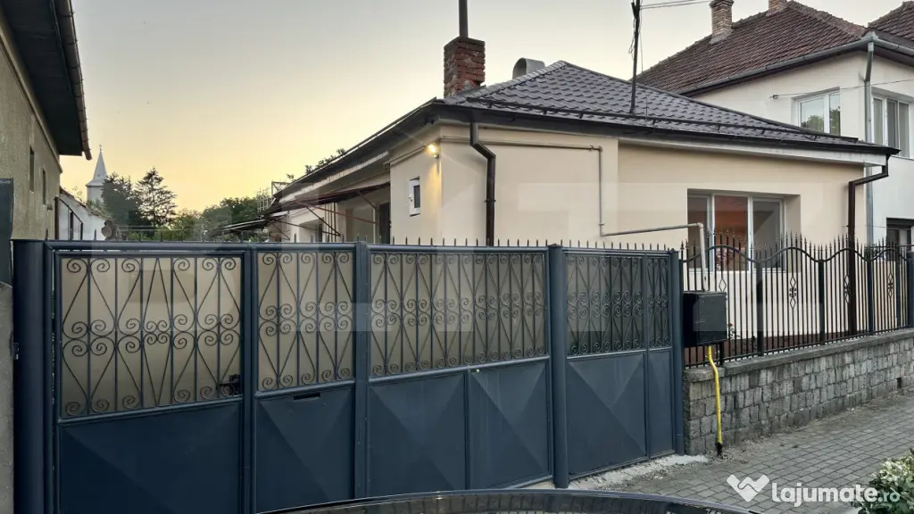 EXCLUSIVITATE ! Casă ultracentrală complet renovată în O