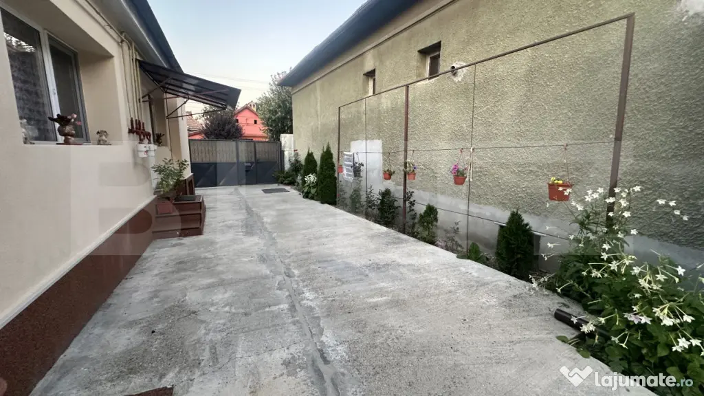 EXCLUSIVITATE ! Casă ultracentrală complet renovată în O