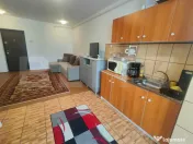 Apartament cu doua camere, mobilat, etaj 2, strada Florilor 