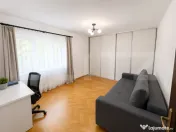 Apartament 2 camere, decomandat, Parcare, 54mp, Zona UMF 