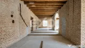 Casă cu arhitectură deosebită, 842 mp și teren de 1.048 