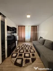 Apartament de vanzare, 2 camere decomandate, etaj 1, loc de 