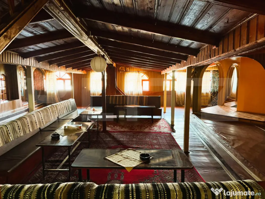 Hotel de vânzare, 2120 mp, zona Malini