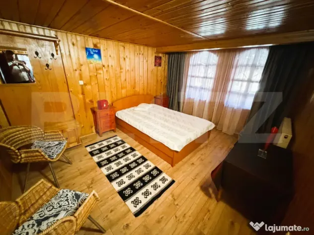 Hotel de vânzare, 2120 mp, zona Malini