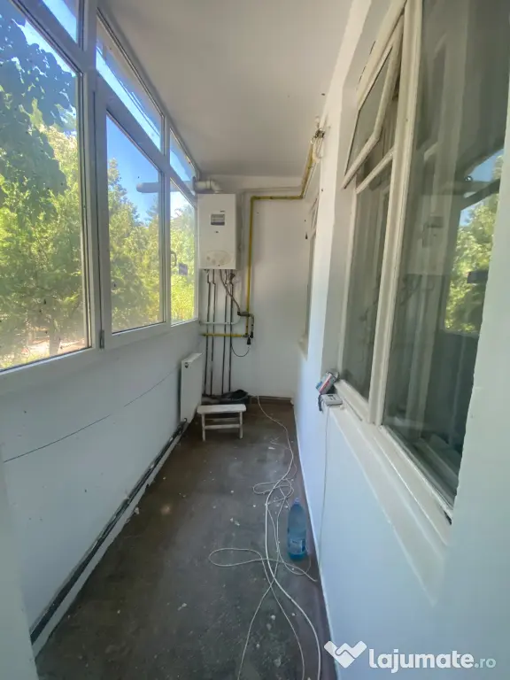 Apartament Onesti 2 camere decomandat zona Quartal