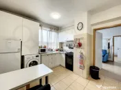 2-Room Apartment, Mid-Level Floor, Balcony, P-ta Mihai Vitea 