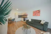 De vânzare apartament cu 2 camere și parcare - Grand Hill Residence 