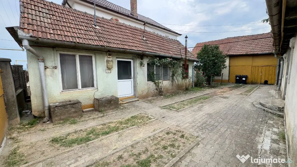 Casă cu teren 788 mp, Barabant – Alba Iulia, toate utilitățile