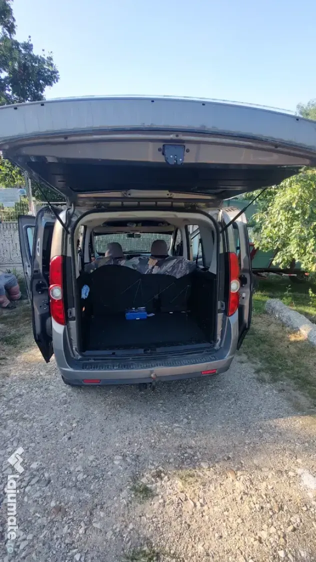 Vând Opel combo