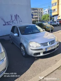 Vând Volkswagen Golf 5, an 2004 