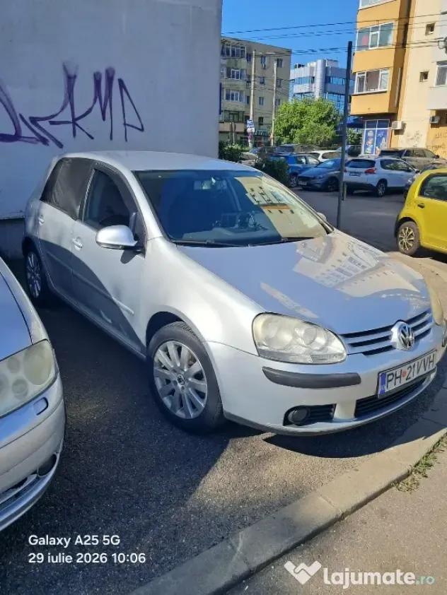 Vând Volkswagen Golf 5, an 2004