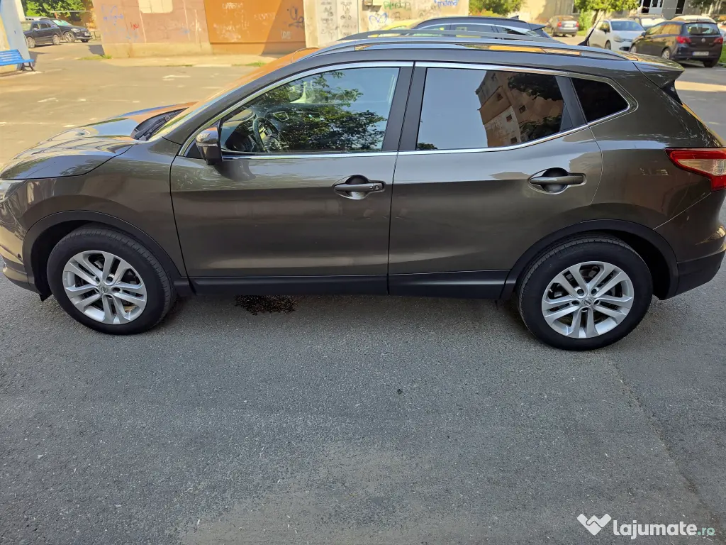Vând Nissan Qashqai J11 1.6 DCI X-Tronic TEKNA