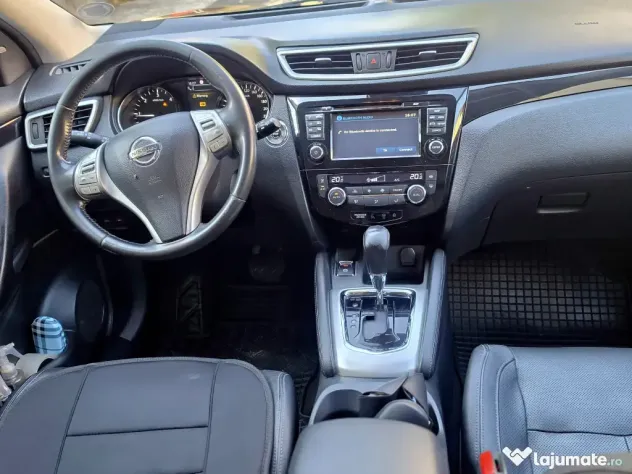 Vând Nissan Qashqai J11 1.6 DCI X-Tronic TEKNA