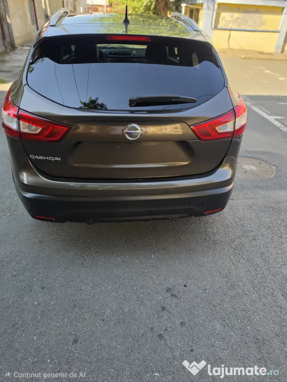 Vând Nissan Qashqai J11 1.6 DCI X-Tronic TEKNA