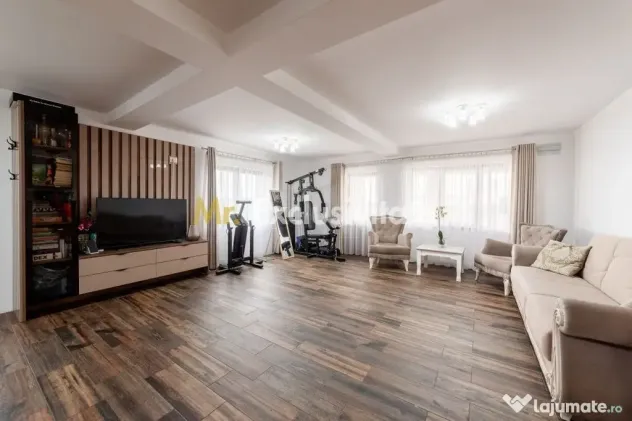 Casa P+M, 120mp utili, teren 477mp, Bradu, AG