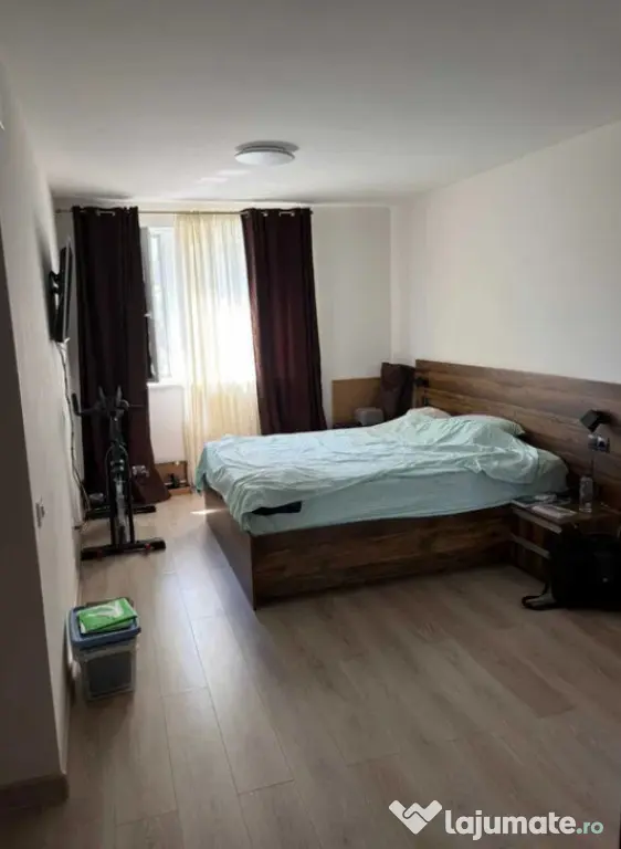Apartament 3 camere | Decomandat | 80 mp + balcon 5 mp | Urban Plaza