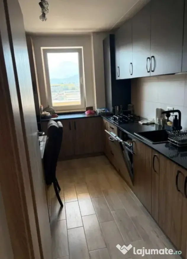 Apartament 3 camere | Decomandat | 80 mp + balcon 5 mp | Urban Plaza