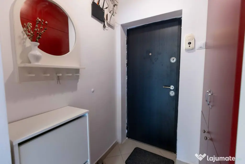 Apartament 2 camere 40,5 mp +logie 1,5mp zona Manastur