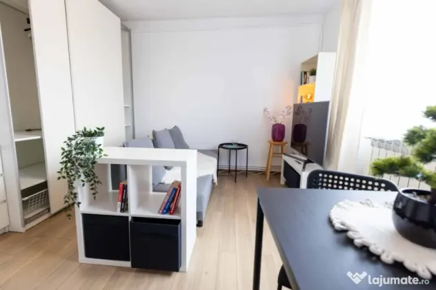 Apartament 2 camere 40,5 mp +logie 1,5mp zona Manastur