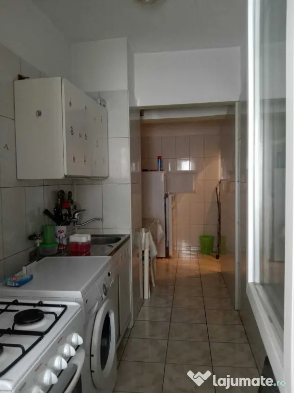 Piata sudului etaj 4 soseaua berceni