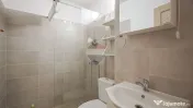 Garsonieră complet renovată de vânzare – Str. Soarel...