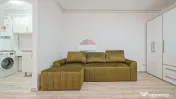 Garsonieră complet renovată de vânzare – Str. Soarel...