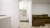 Garsonieră complet renovată de vânzare – Str. Soarel...
