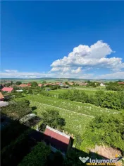 Apartament cu trei camere de renovat in Feldioara, Brasov 
