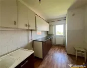 Apartament cu trei camere de renovat in Feldioara, Brasov 