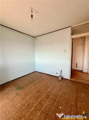 Apartament cu trei camere de renovat in Feldioara, Brasov 