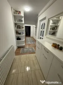 Apartament Cu 2 Camere Decomandate Zona Burdujeni