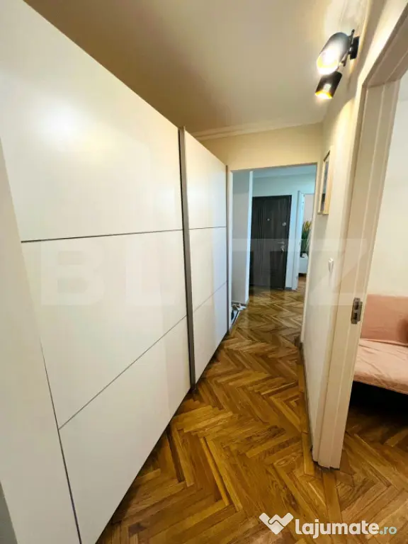 Apartament 3 camere de vanzare, zona Sovata