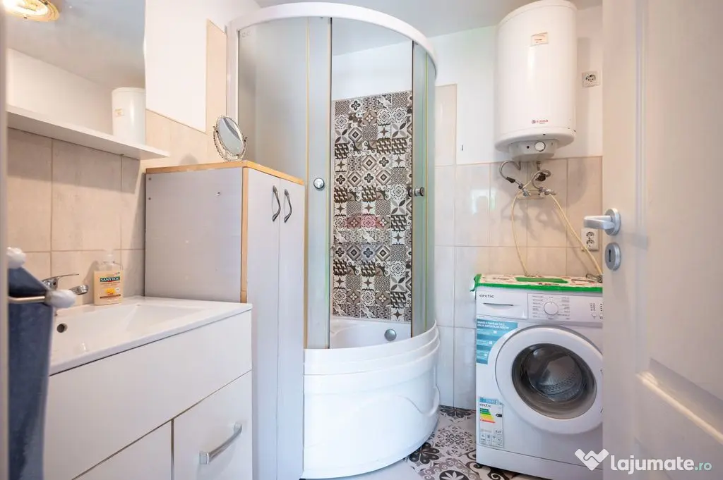 Casă locuibilă Șinca Veche – central, 931 mp teren, ...