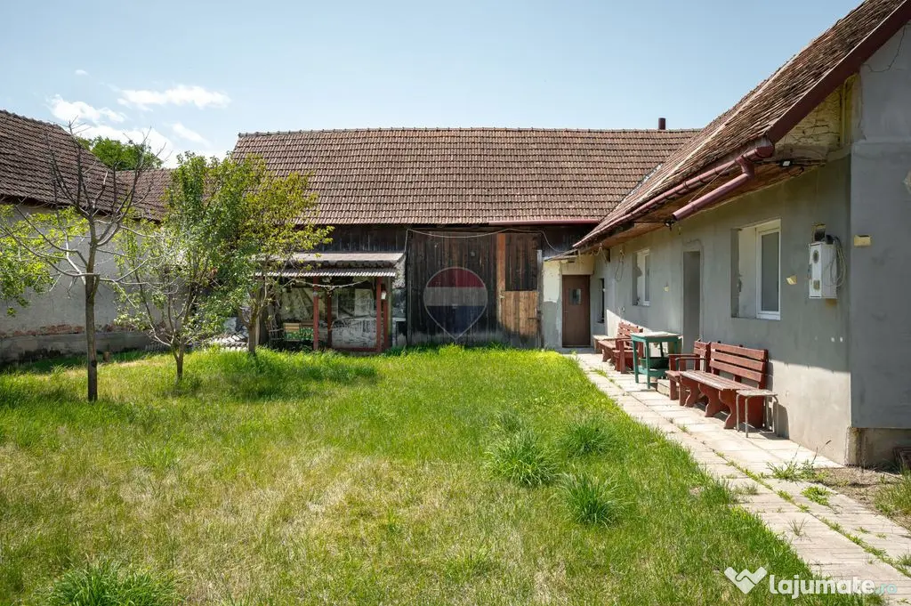 Casă locuibilă Șinca Veche – central, 931 mp teren, ...